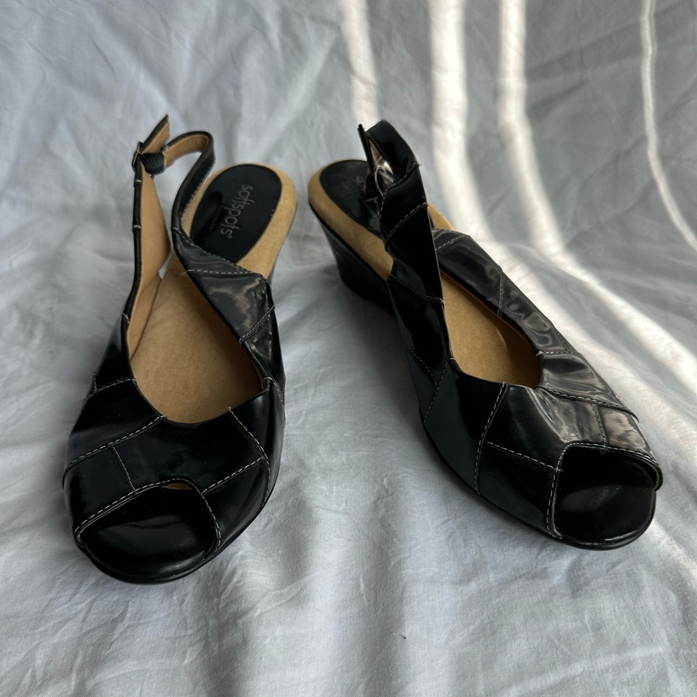 Softspots Black Patent Leather Peep-Toe Slingback Wedges – Size 8.5M